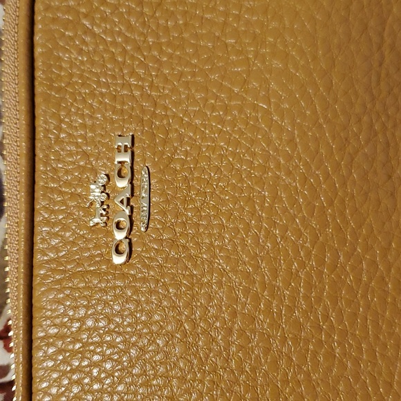 Coach - NWOT - Picture 2 of 6